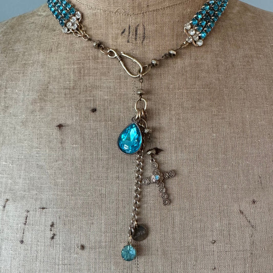 Sirens Kiss Necklace